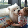 La complicité et l'amour entre un enfant et son chien ou son chat sont au coeur de ce livre personnalisé, une idée cadeau parfaite pour un anniversaire.
